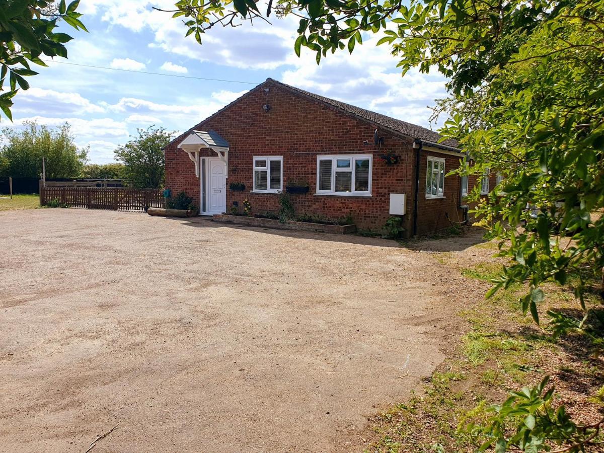 Sherwood Bungalow 3 Bedroom Entire Property Boston Exteriör bild