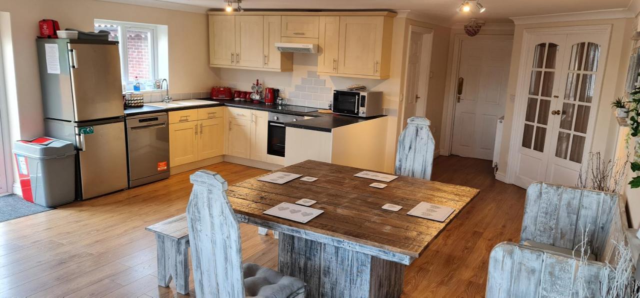 Sherwood Bungalow 3 Bedroom Entire Property Boston Exteriör bild