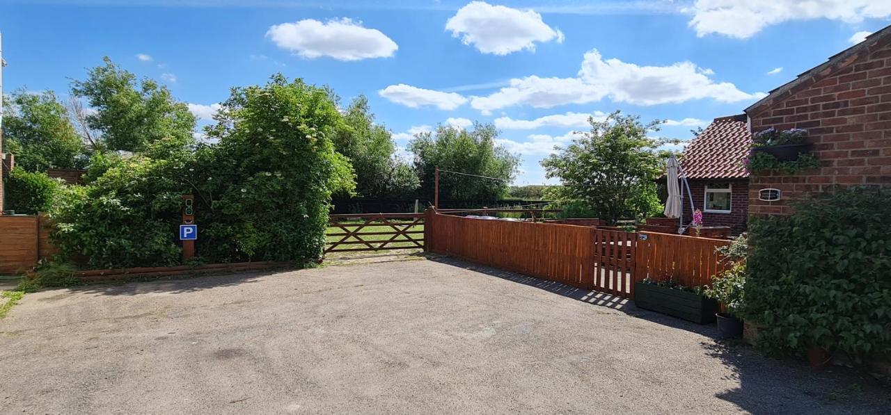 Sherwood Bungalow 3 Bedroom Entire Property Boston Exteriör bild